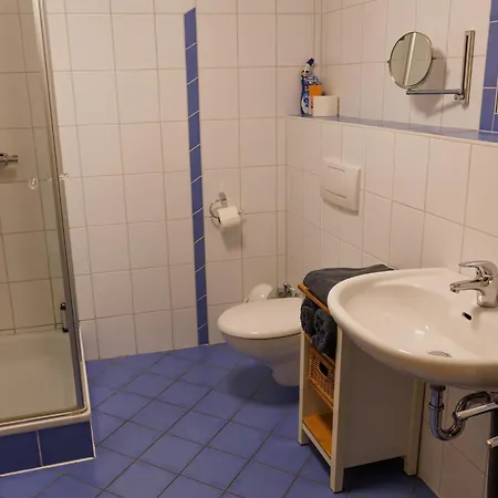 Im Weingut Frieden-berg 尼特尔