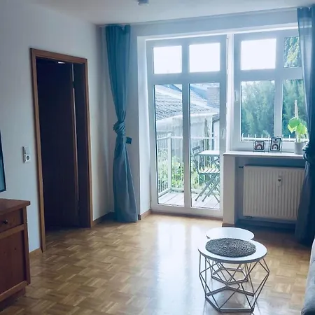 Im Weingut Frieden-berg Nittel