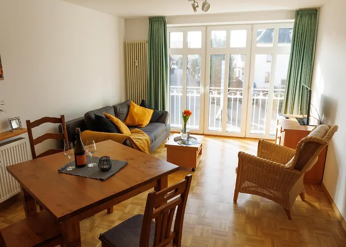 Lägenhet Im Weingut Frieden-berg Nittel