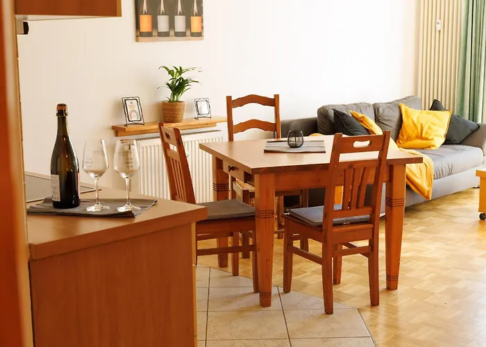 Im Weingut Frieden-berg *